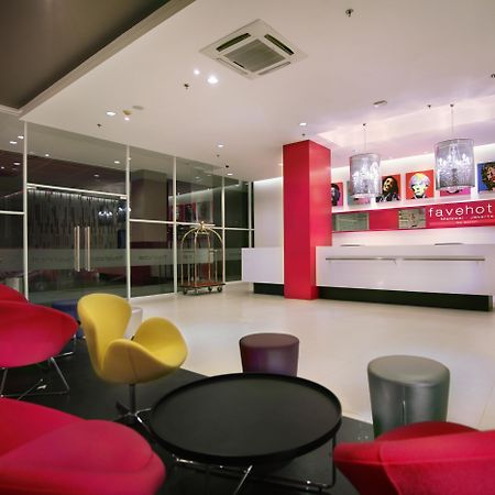 ฟาเวโฮเต็ล เมลาไว Hotel จาการ์ตา ภายนอก รูปภาพ